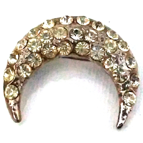 VINTAGE Pave Rhinestone Crescent Moon/ Horn Brooch - Picture 7 of 8